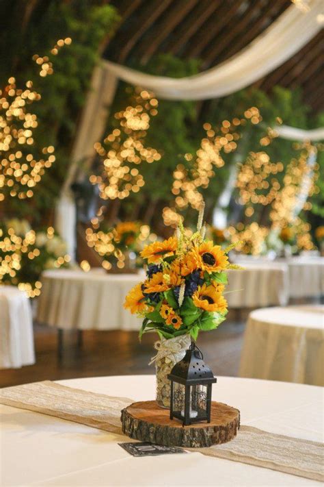 Sunflower Barn Wedding - Rustic Wedding Chic | Sunflower themed wedding ...