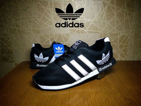 38 Inspirasi Terbaru Sepatu Adidas Hitam