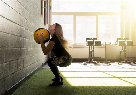 What are Medicine Ball Slam Benefits? | Life Health Fitness