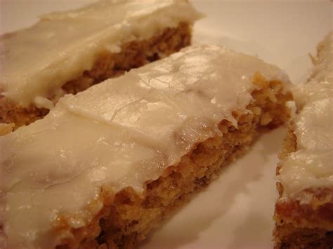 Cookie Sundays: Banana Bars with Cream Cheese Frosting