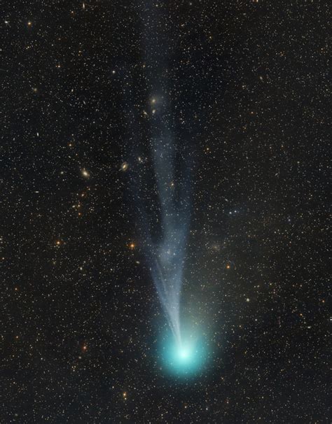 APOD: 2024 February 16 - Structure in the Tail of Comet 12P/Pons-Brooks