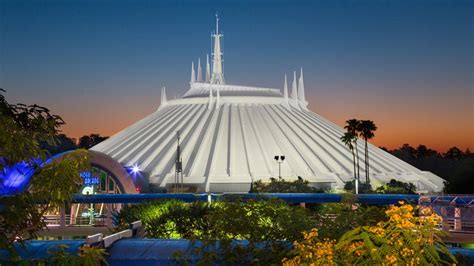 Space Mountain - Magic Kingdom - LaughingPlace.com