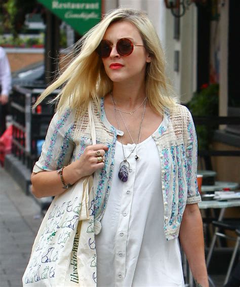 Beautiful Pictures: Fearne Cotton Takes A Break From 'Celebrity Juice'