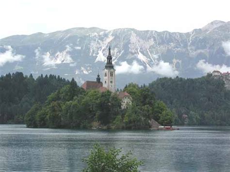 WRTC 2000: Castle at Lake Bled