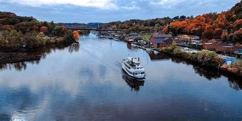 Hudson River Cruises | Sightseeing Boat Tours in Hudson Valley, NY