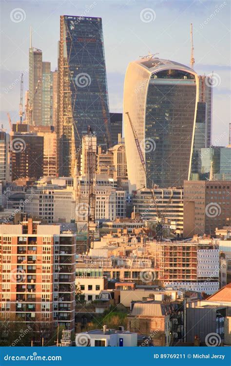 London City Skyline - Banks Editorial Photo - Image of financial ...