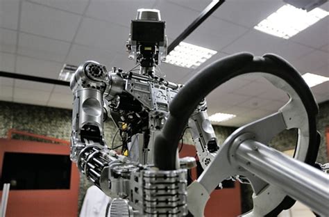 Russia develops robots dedicated to military applications — Oracle of ...