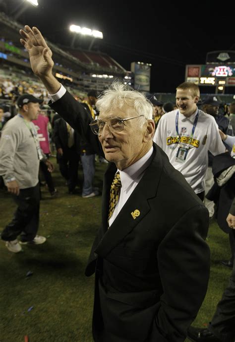 PHOTOS: Former Steelers owner/pres. Dan Rooney | Steelers Wire