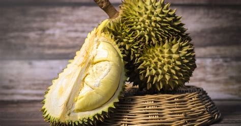 What Is Durian? (& How Does It Taste?) - Insanely Good