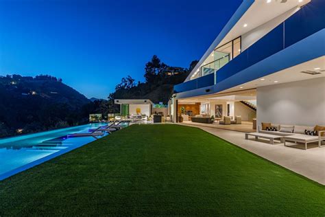 Chrissy Teigen & John Legend Buy Beverly Hills Home for $17.5 Million | Observer