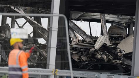 Luton Airport fire: Video shows moment huge fireball engulfs car park ...