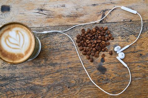 The Importance of Choosing the Right Coffee Shop Music Playlist