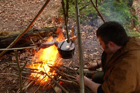 Wilderness Survival Skills - Joe O'Leary: Fire lighting - effective techniques for all weathers