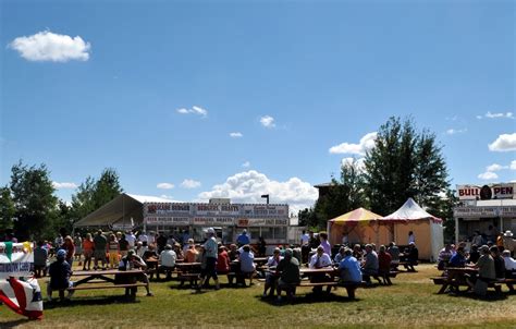 Finding Jerry and Mary: Redmond, Oregon - FMCA Rally