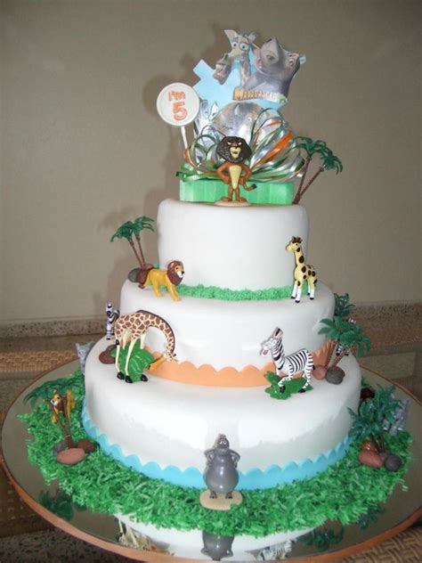 Madagascar Birthday Cake - CakeCentral.com