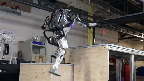 Boston Dynamics shows its Atlas robot can do parkour