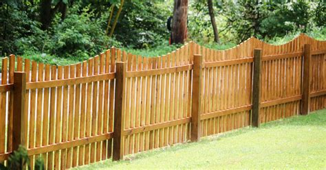 Picket Fencing: Styles & Advantages - Smucker Fencing