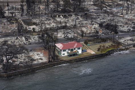 What Saved The 'Miracle House' In Lahaina? : r/boulder