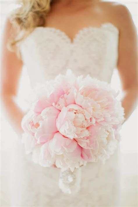 12 Astonishing Wedding Bouquets - crazyforus