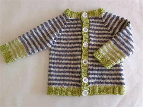 Knitionary: totally free/totally adorable baby cardigan