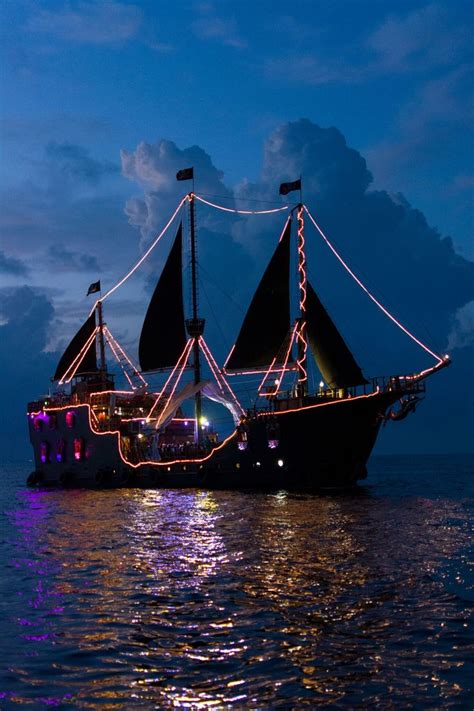 Jolly Roger Pirate Ship | Sailing ships, Pirate cruise, Pirate boats