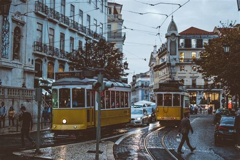 The Best Time to Visit Portugal - Wander Era