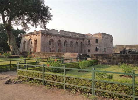 [Mandu, India] A Trip to Mandu: Where History Comes Alive – I - FunderfulWorld