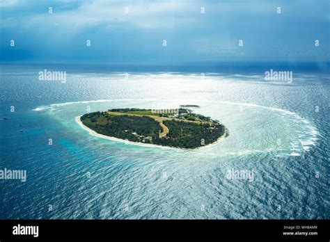 Aerial view of Lady Elliot Island with coral cay, Great Barrier Reef, Australia Stock Photo - Alamy