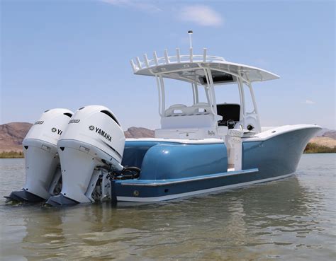 What's the Best Color for Your Boat? - Power & Motoryacht