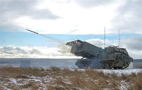 M270 MLRS: The Incredible Rocket Launch System That Continues to See Combat | War History Online