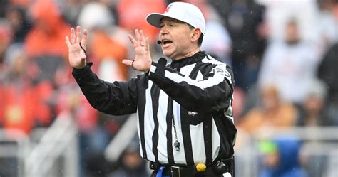 NFL Ref Brad Allen Explains Controversial Lions Penalty on 2-Point Try vs. Cowboys | News ...