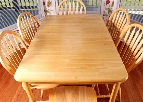 Light Maple Dining Table and Windsor Style Chairs | EBTH