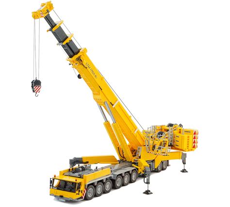 This Working 18-Wheel Lego Mobile Crane Is a Straight-Up Masterpiece ...