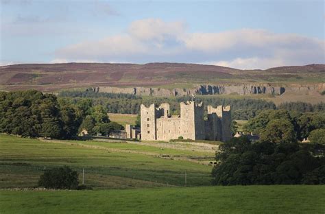 Bolton Castle - Castles Gardens