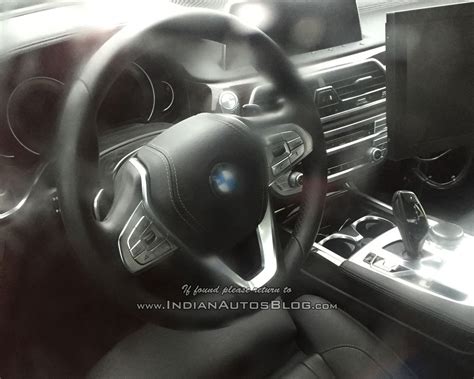 2017 BMW 5 Series interior spied 2 days before its debut