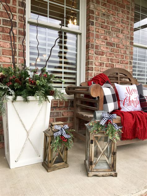 Farmhouse Porch Ideas For Christmas