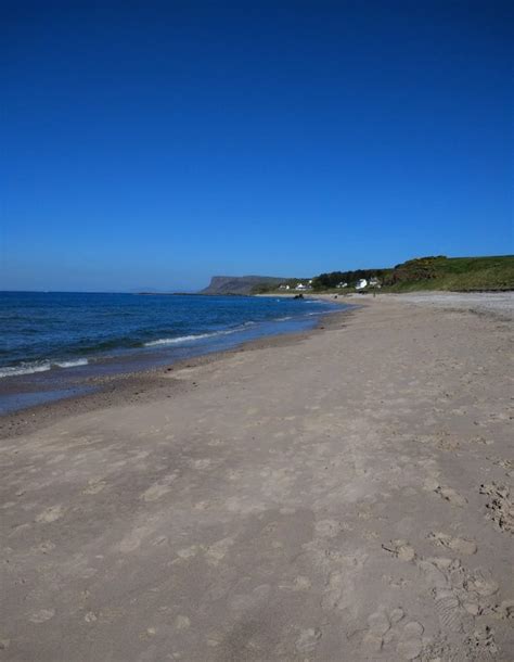 Ballycastle beach Northern Ireland - Holiday cottage Northern Ireland