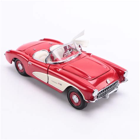 Collection of Franklin Mint 1:24 Scale Die-Cast Classic Cars | EBTH