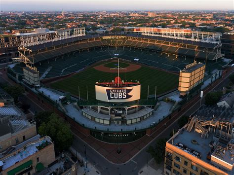 Wrigley Field Night Wallpapers - Top Free Wrigley Field Night Backgrounds - WallpaperAccess