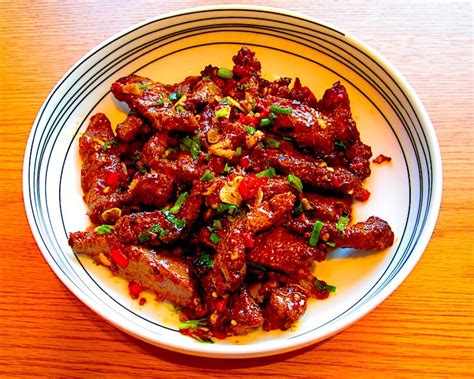 The Hirshon Hunan Beef With Cumin - 孜然牛肉 - The Food Dictator