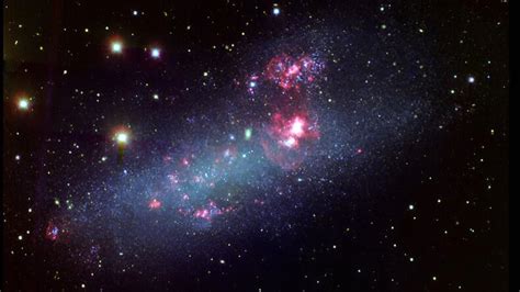 Dwarf galaxies' go through 10-million-year quiet phase to form stars