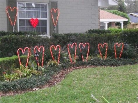 20 Beautiful DIY Outdoor Lights For Valentine’s Day | HomeMydesign