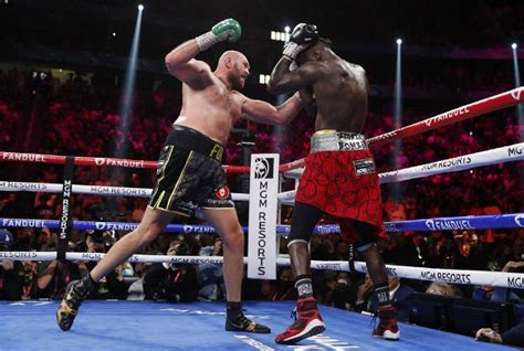 Tyson Fury vs Deontay Wilder 3: Best Pictures From the WBC Title Fight - EssentiallySports