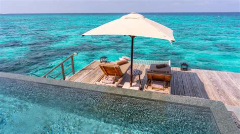 Gorgeous Villa in the Maldives Comes Complete With an ‘Underwater Room ...