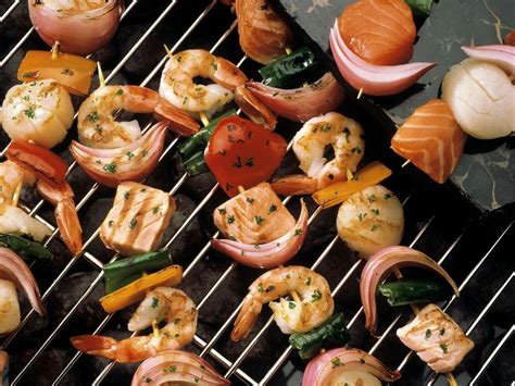 Grilled Seafood Skewers Recipe | EatSmarter