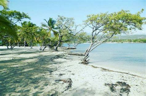 The beaches of the province of Barahona - Dominican Republic