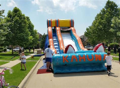 Big Kahuna Water Slide - Water Slides of Dallas