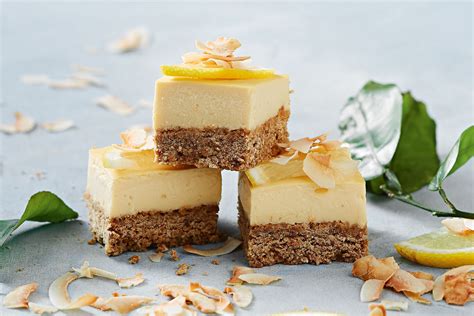 Healthier lemon and coconut slice