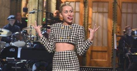 Miley Cyrus takes center stage on "SNL" - CBS News