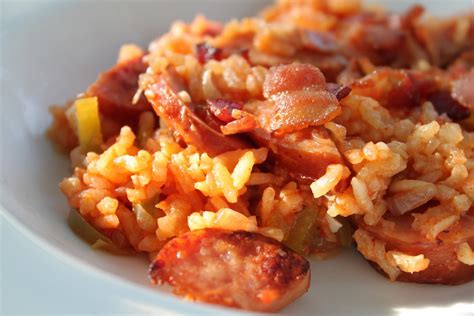 A Well-Seasoned Life: A Southern Classic: Red Rice (With images) | Red ...